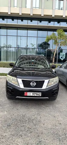 Nissan Pathfinder S 2015