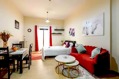 Stunning views. Superb atmosphere. Stellar price.