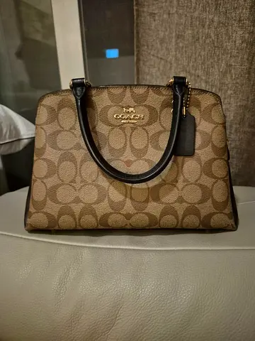 Coach purse 👜