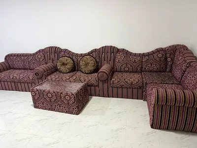 Elegant Floral Print Sofa Set