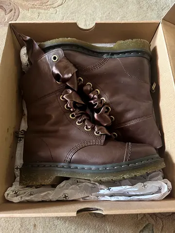 Dr. Martens Brown Ankle Boots in Original Packaging EU 37