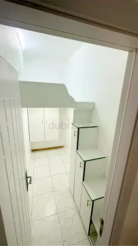 Partition available burjuman