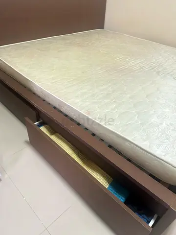 Comfortable Super King Bed with 2 Storage