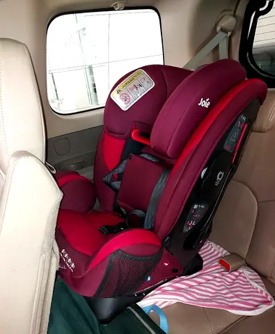 Joie car seat for age 1 to 12 years