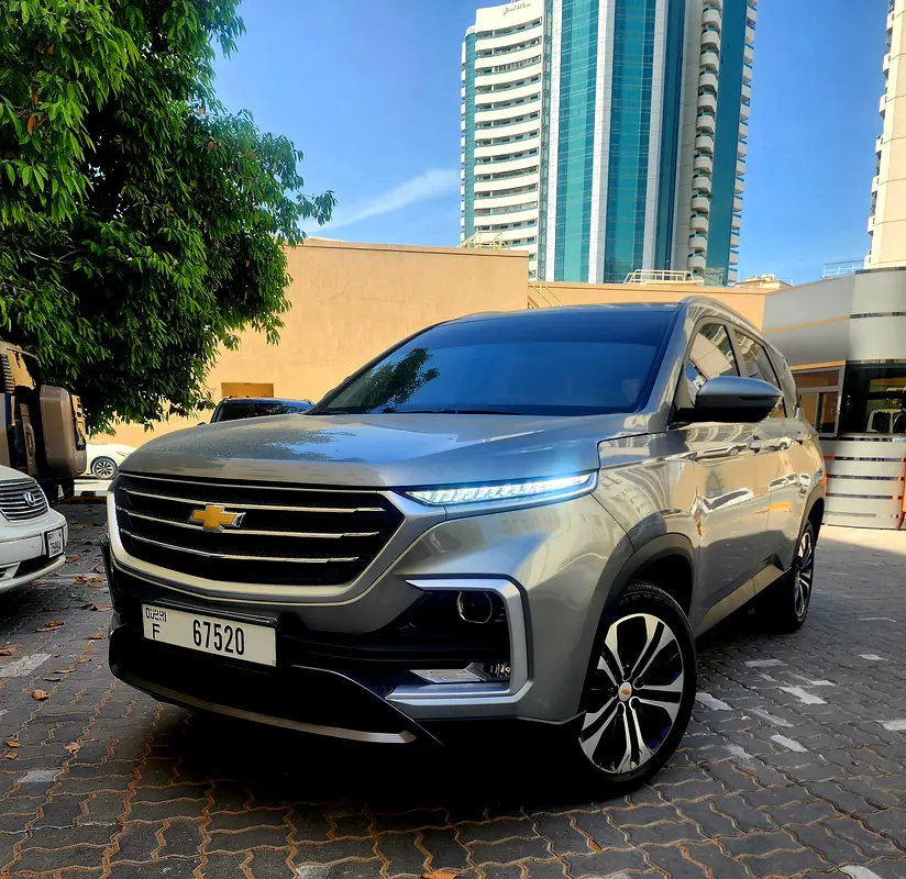 Chevrolet Captiva 2023 — photo 1 of 15