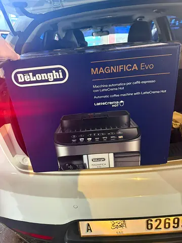 DeLonghi Magnifica Evo Coffee Machine