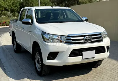 Toyota Hilux Double Cab AUTOMATIC, Petrol, 4X4 2020 - GCC Specs - Excellent Condition