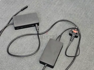 Microsoft Surface Dock 2 - USB Type C Ports - 199W PowerSupply Fast Charinng docking station book