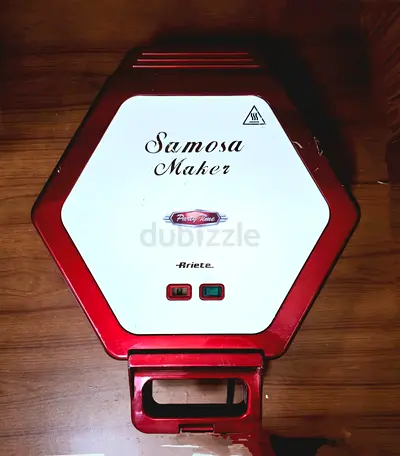 Samosa Maker Electric retro design