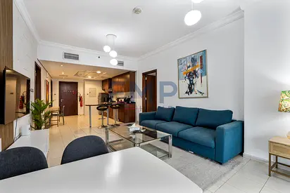 Elegant 2BR | Full Lakeview | Big Balcony