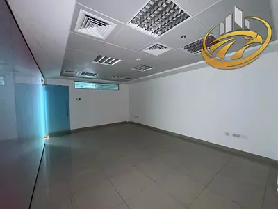 OFFICE FOR SALE BEST FOR INVESTORS / GOOD ROI / VACANT