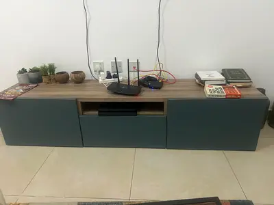 Tv stand