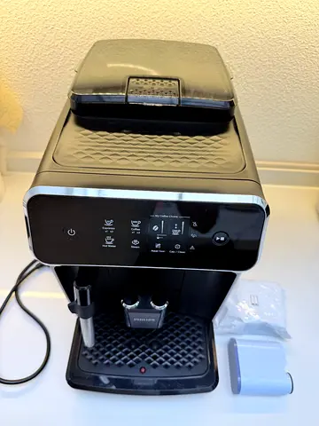 Philips Series 2200 Fully Automatic Espresso Machine - 1500W, 1.8L (with new filter)
