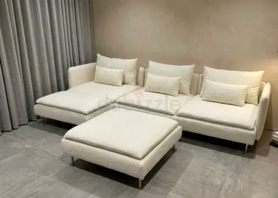 Luxury style 3-seater sofa with oversized ottoman. Wide seating space and soft cushions for ultimate