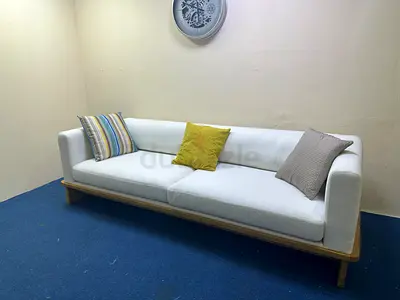 Amazing condition cratebarrel three seater sofa