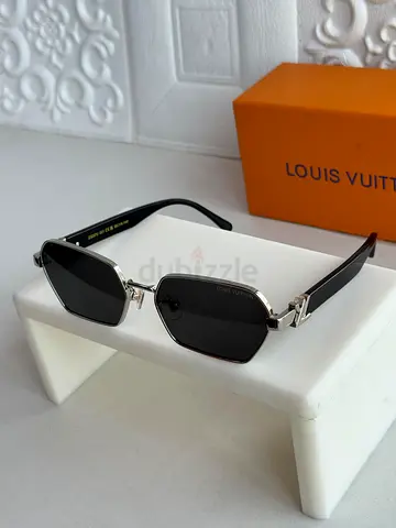 Louis Vuitton Mens sunglasses