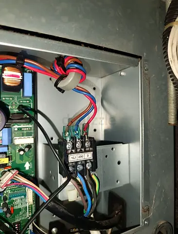 Expert AC Technician – جميع مشاكل التكييف تصلح