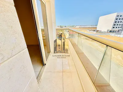 Spacious 1-br // with 2-bath & balcony // at prime location // reasonable price