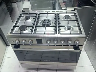 bosch brand 5 burner gas cooker with oven fan like new condition perfect working