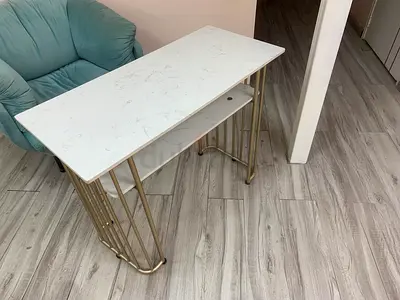 Manicure table with marble