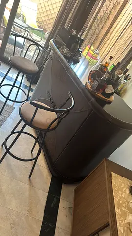 Stylish Bar Table with Stools
