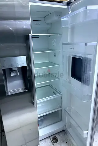 Siemens Side by Side Refrigerator with lce Water Dispenser  ice maker modelKA93GAI30M