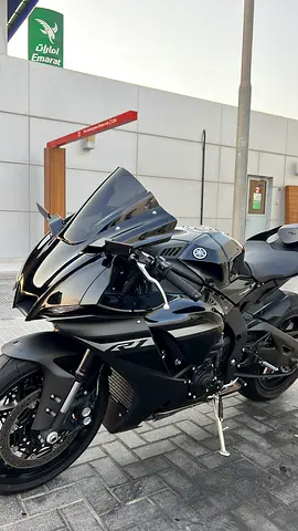 YZF Yamaha R1 2024