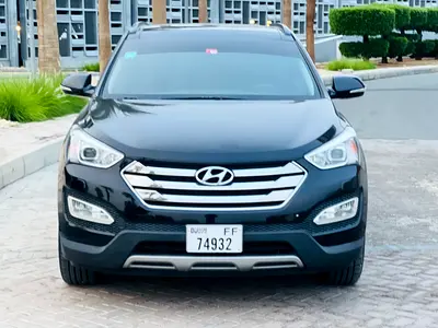 Hyundai Santa Fe GLS 2015 - GCC Specs - Well Maintained