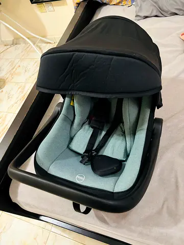 Baby car seat
