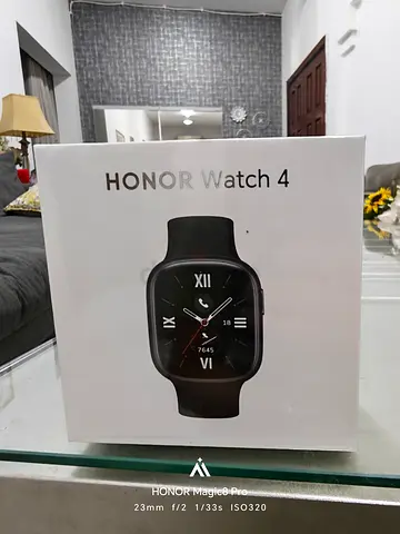 HONOR Watch 4 - Smartwatch in Excellent Condition