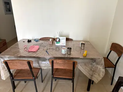 Dinning Table In Excellent Condition for Sale