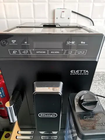 DeLonghi eletta coffee machine