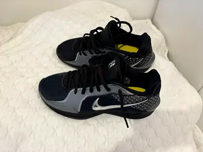 For sale Nike Sabrina 2 Mirrored – 350 AED