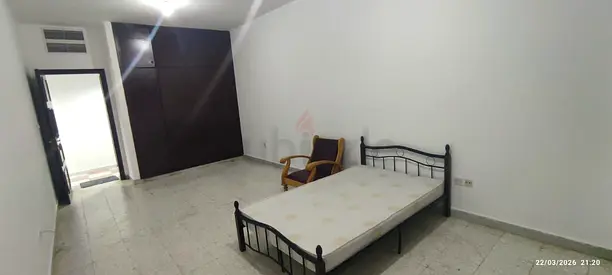 Comfortable room with Separate washroom available for rent at Alfalah - wifi , utilities included