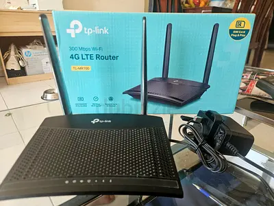 4G router with sim card slot