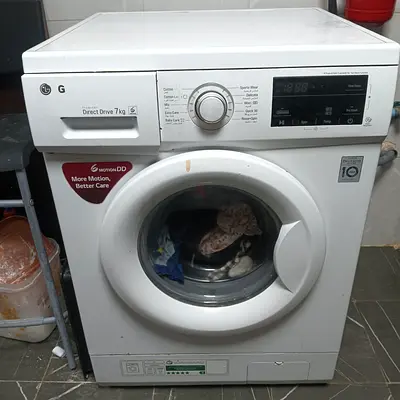 LG WASHING MACHINE 7 KG FULLY AUTOMATIC FOR SALE IN 500 DHM IN SHARJAH
