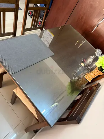 Elegant Glass Dining Table Set