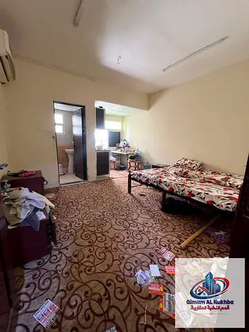بالشارقة استوديو في الغوير، مطبخ منفصل، غاز مركزي، تصميم عملي، الإيجار 16,000 درهم، 4 أو 6 دفعات، تأمين شيك مؤجل