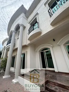 4800 SQFT ELEGANT 5 BED VILLA+MADE -PRIME LOCATION NEAR MOE -AMAZING FACILIES RENT-355-360k
