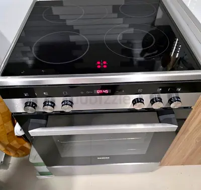 Siemens New Model 4 Zone Full Electric Ceramic Cooker range. 60×60Cm