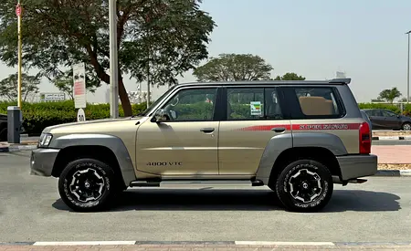 2022 Nissan PATROL SAFARI 缩略图 4
