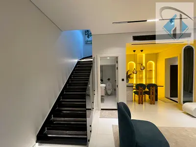فيلا اب تاون للبيع بمنطقة الزاهيه الكهرباء والماء والمكيفات