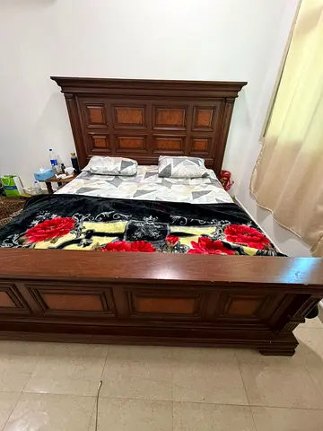 Classic Wooden Bed Frame with Mattress