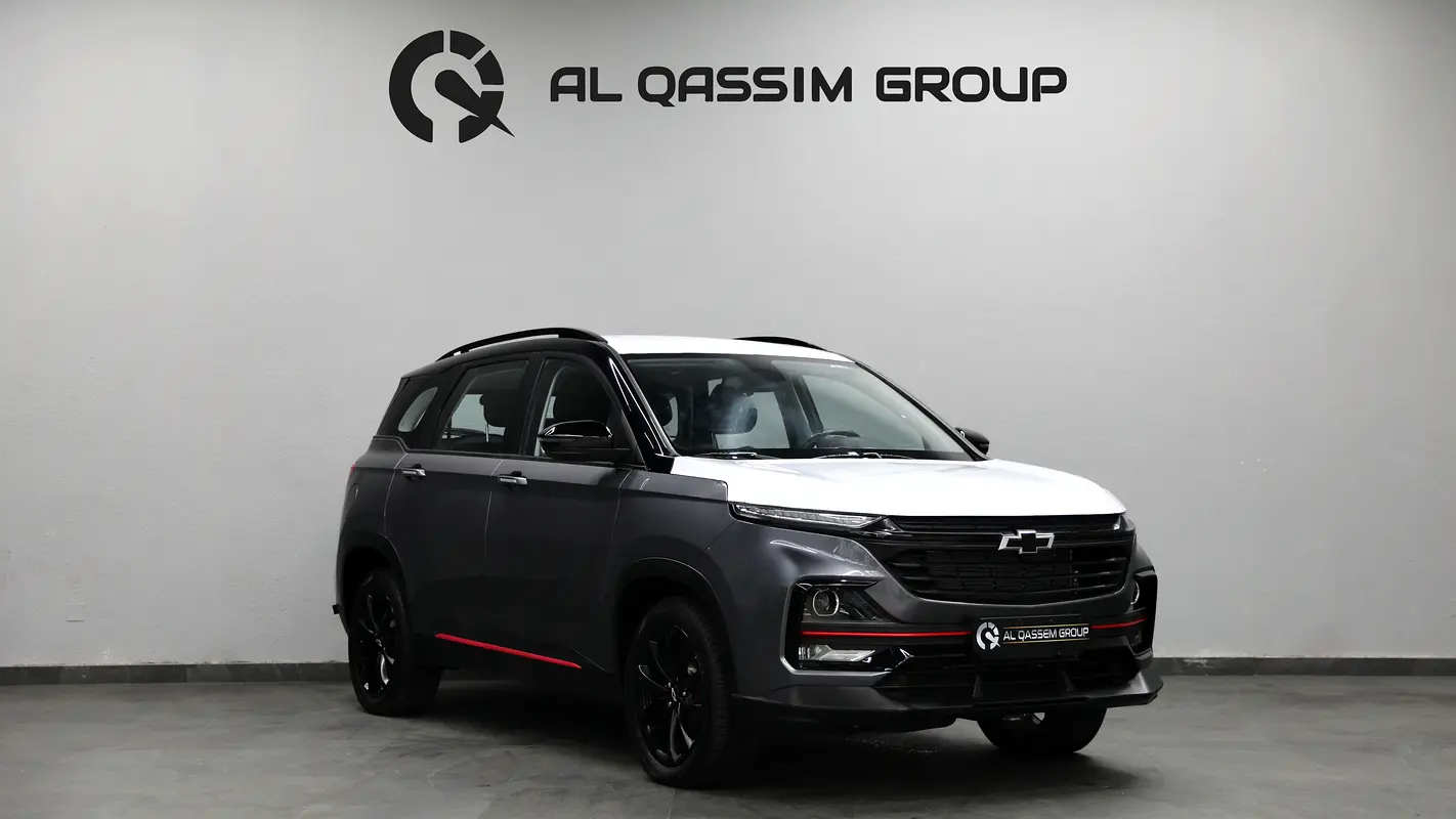 Chevrolet Captiva 2025 — photo 1 of 18