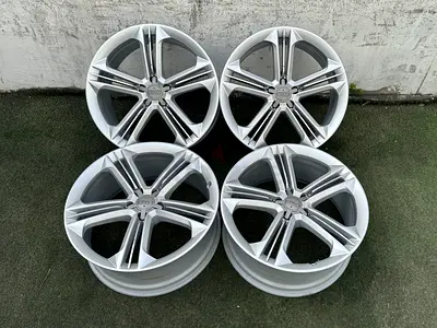 Original Audi S8 21” alloy rims