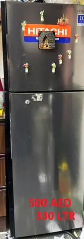 HITACHI FRIDGE 330 LTR FOR SALE IN 500 DHM IN SHARJAH FAMILY USED