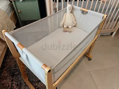 Snuzpod Studio Wooden Baby Crib with Wheels
