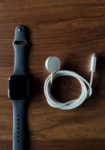 Apple Watch Series 9 / 45mm , GOS + cellular