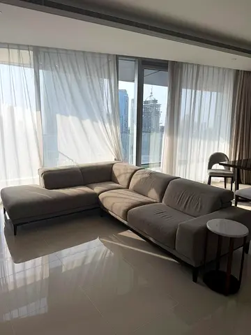 Natuzzai Borghese lshape sofa with headrest adjustable