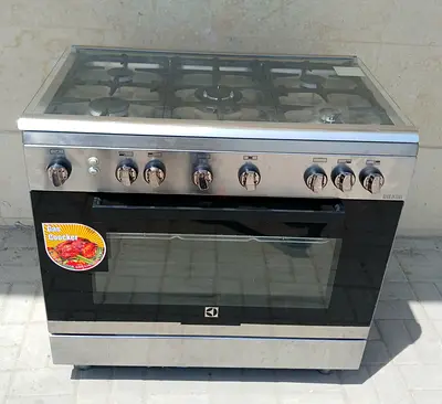Whirpool Gas cooker 90 x 60 for sale